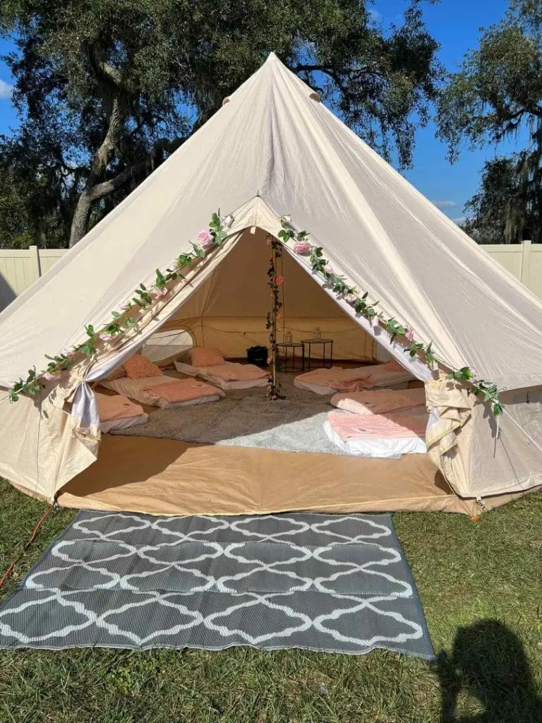 Outdoor Glamping