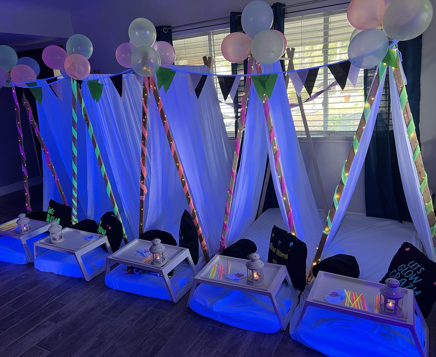 Teepee party clearance decorations