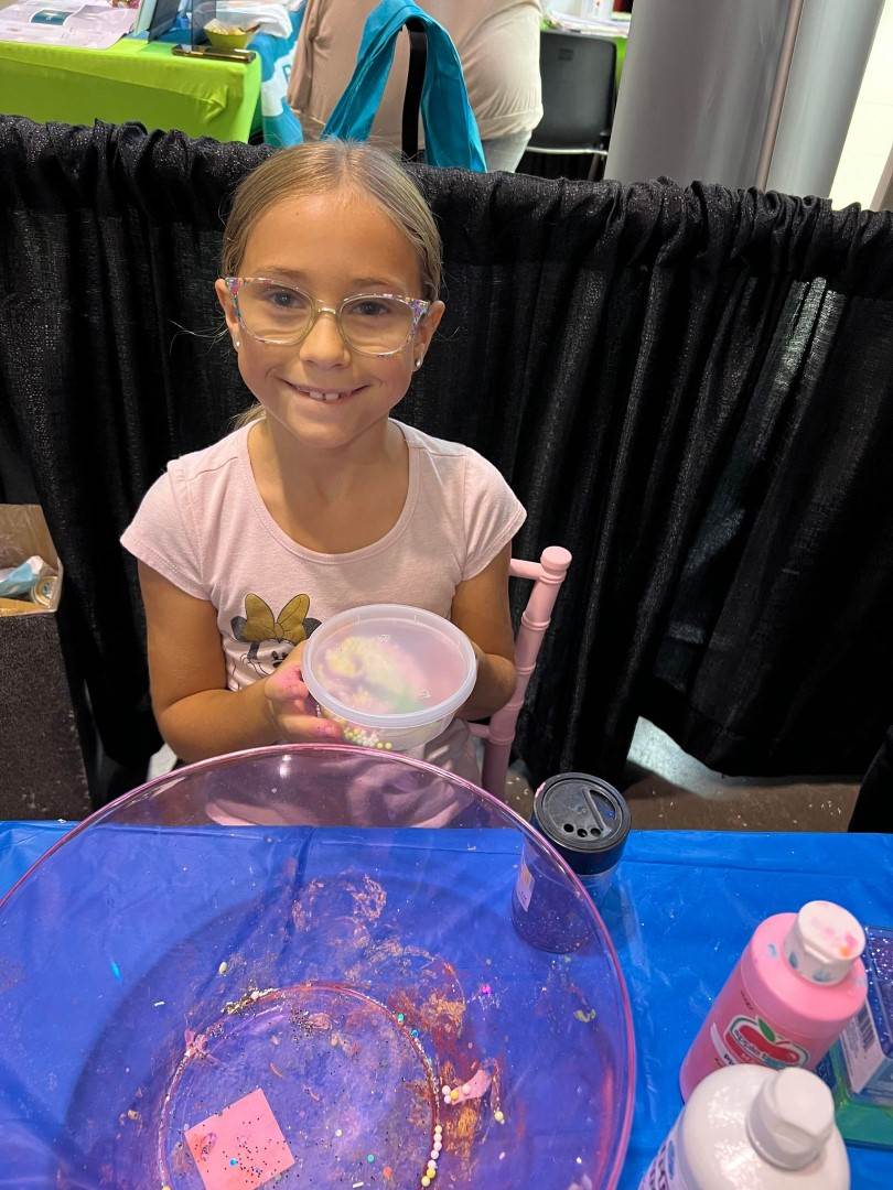 Tampa party rentals,Book a sleepover party,backyard glamping in tampa,outdoor glamping in tampa,slime party in tampa,hosted slime party,book a slime party,build a bear party