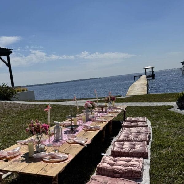 Luxury Picnic - Image 22