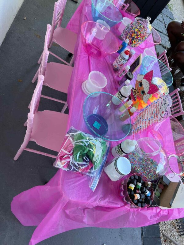 LOL Surprise Doll Party - Image 2