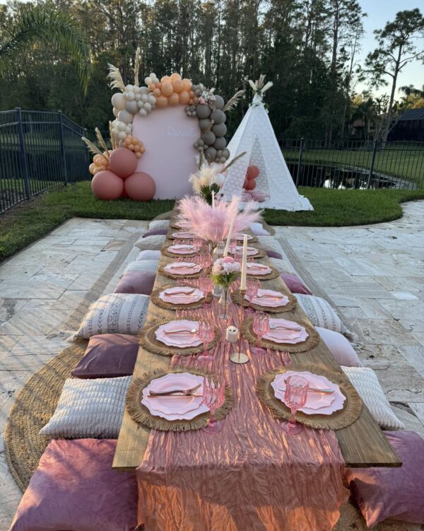 Luxury Picnic - Image 2