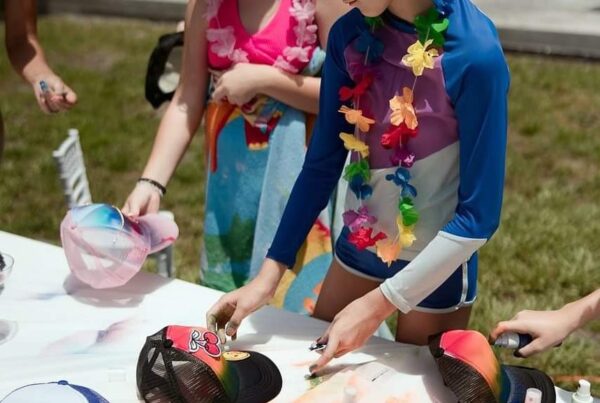 Hat Decorating Party Table - Image 7