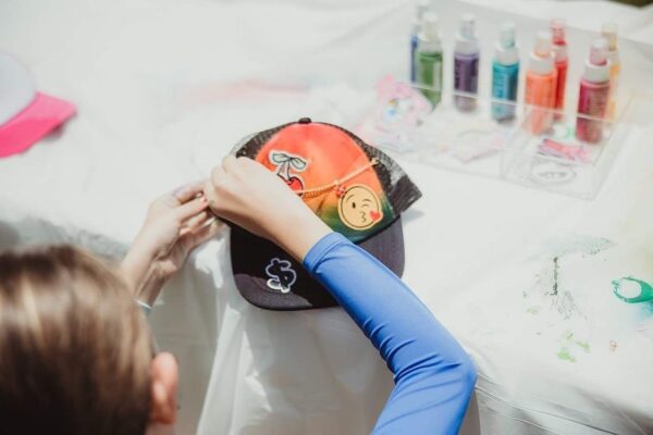 Hat Decorating Party Table - Image 6